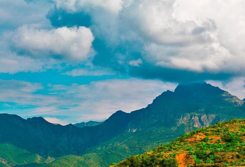 فندق Agriturismo Terre Del Mistero