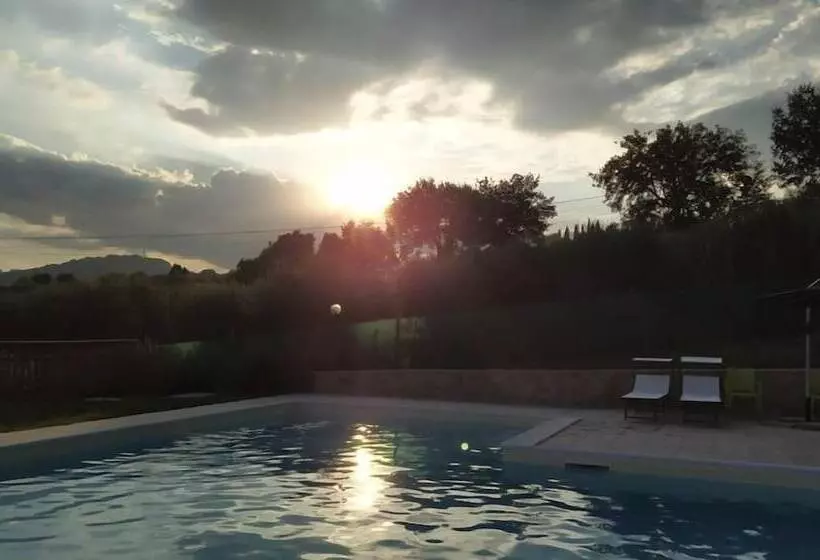 Hotelli Agriturismo Villalta