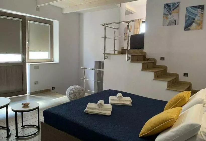 ホテル Agriturismomillefiori