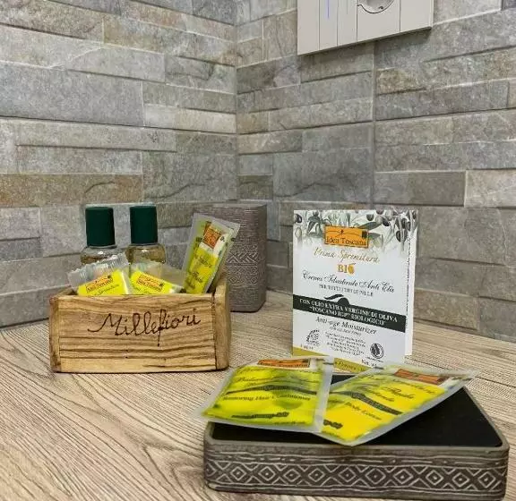 ホテル Agriturismomillefiori
