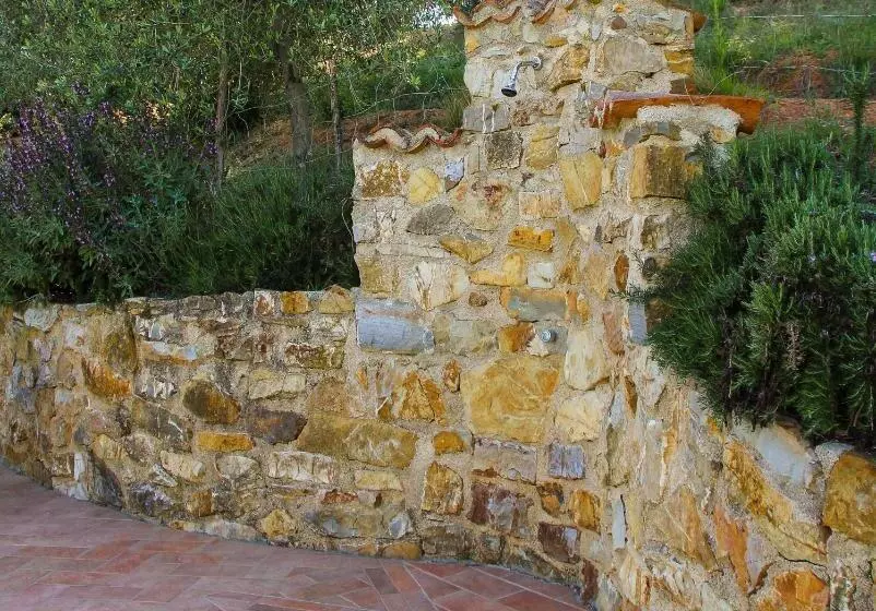 ホテル Agriturismomillefiori