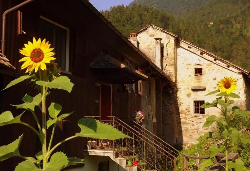 ペンション Di Baut