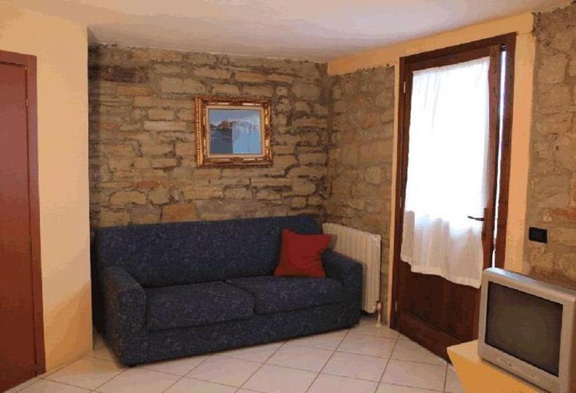 בית מלון כפרי Agriturismo Badia Di Susinana