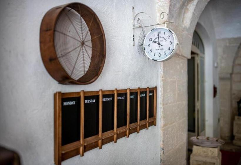 호텔 Masseria La Macchiola & Corti Del Mito