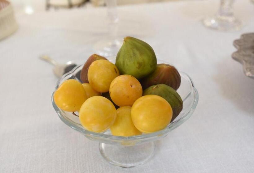 호텔 Masseria La Macchiola & Corti Del Mito