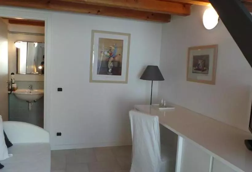 Majatalo Andrea S Rooms