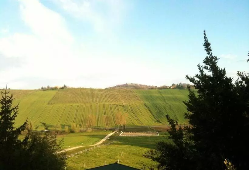 ホテル Agriturismo Casale Il Gallo Bianco