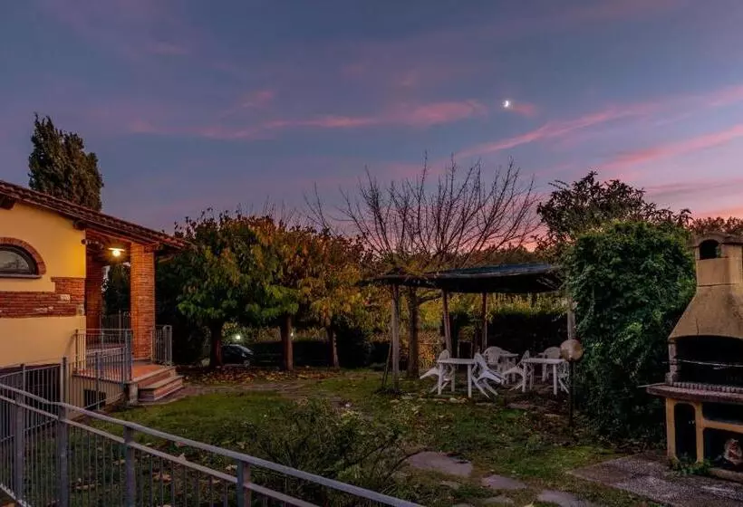 هتل La Cantina Del Podere Dei Boni