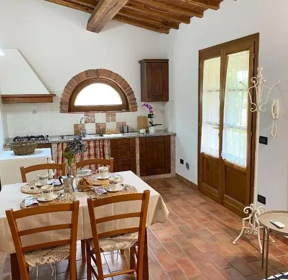 هتل La Cantina Del Podere Dei Boni