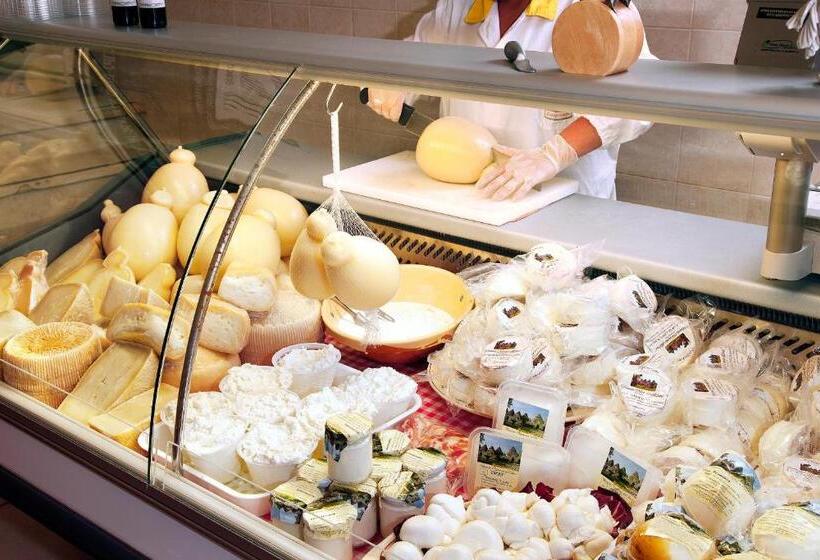 فندق Masseria Madonna Dell Arco Agriturismo