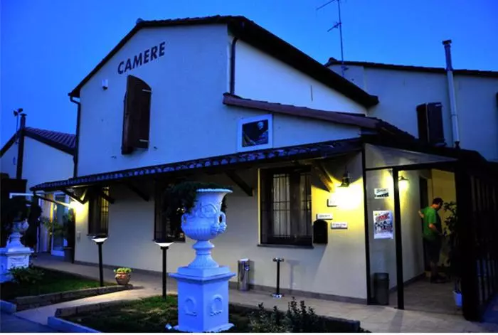 Majatalo Locanda Del Lupo