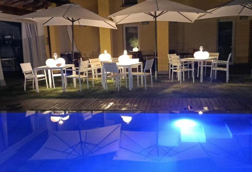 ペンション Osteria E Locanda Del Viaggiatore