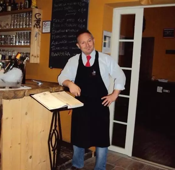 Majatalo Osteria E Locanda Del Viaggiatore