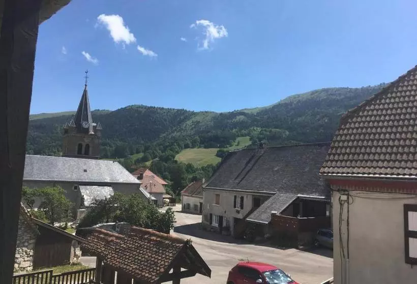 ベッドアンドブレックファースト La Chicholiere