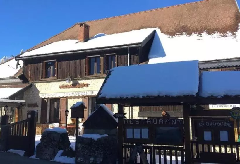 ベッドアンドブレックファースト La Chicholiere