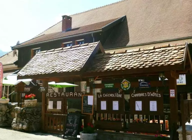 ベッドアンドブレックファースト La Chicholiere