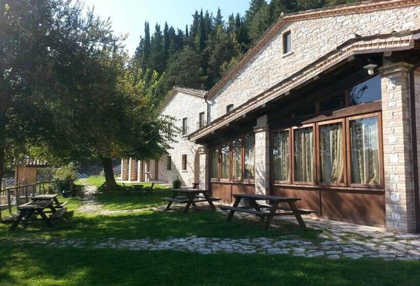 فندق Agriturismo Il Casale
