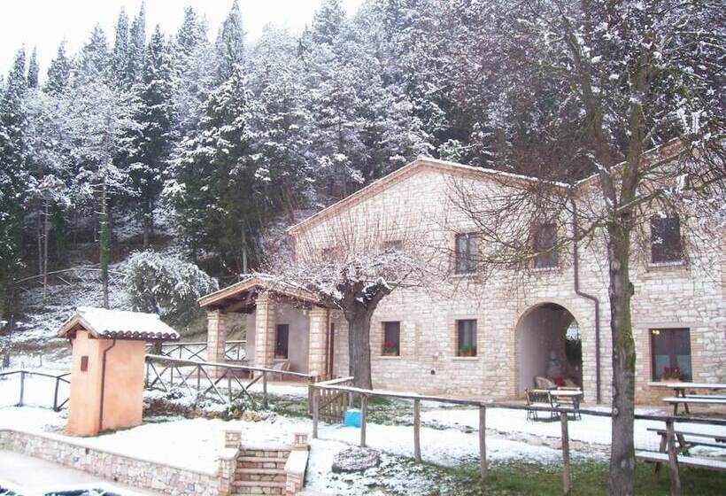 فندق Agriturismo Il Casale