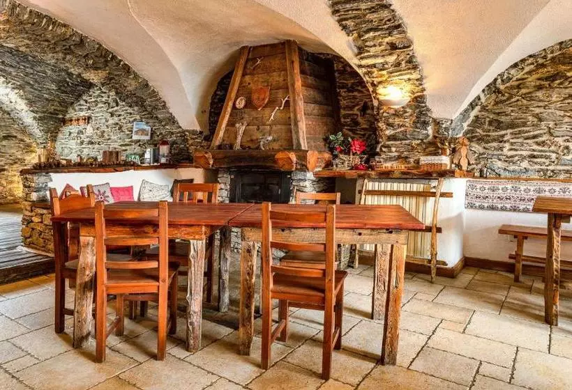 ホテル Agriturismo Il Fiocco