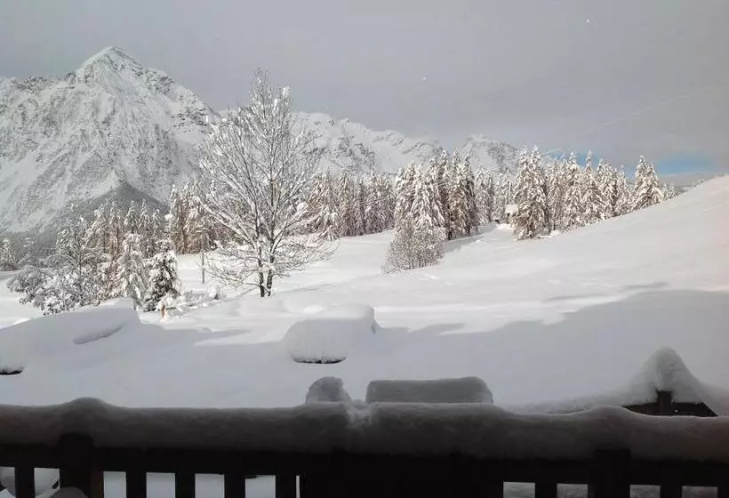 ホテル Agriturismo Il Fiocco