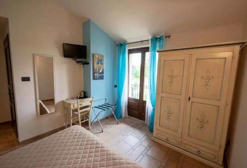 هتل Agriturismo La Dimora Del Contadino
