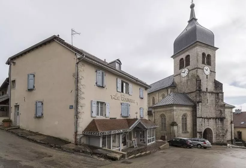 Hotelli La Couronne