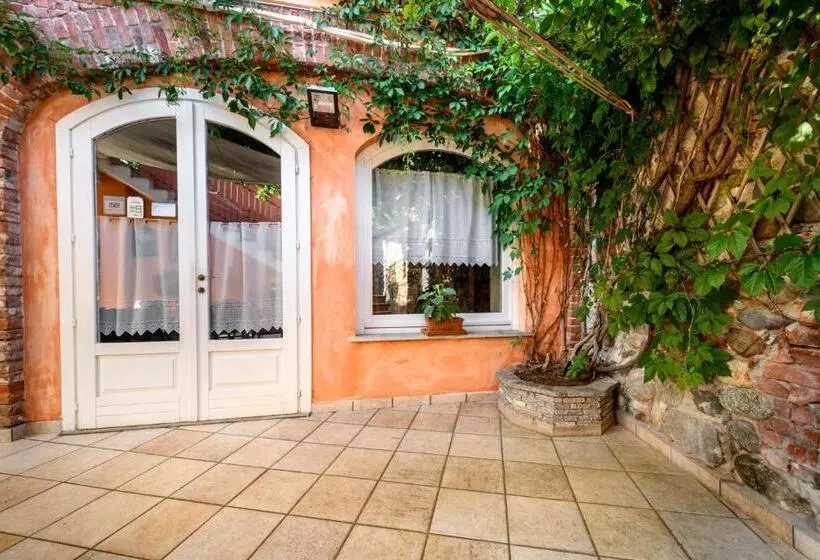 Majatalo Cantina Anzivino   Affittacamere