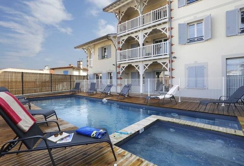 Résidence Néméa Le Marché De La Plage