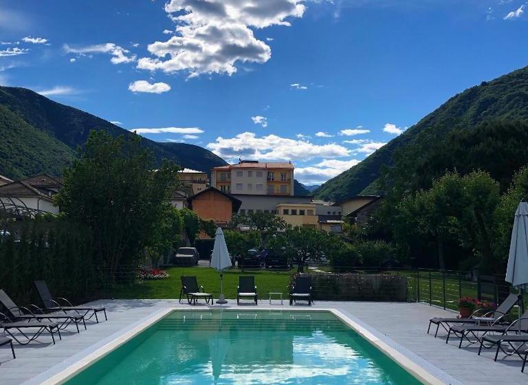 Villa Costantina With Heated Pool