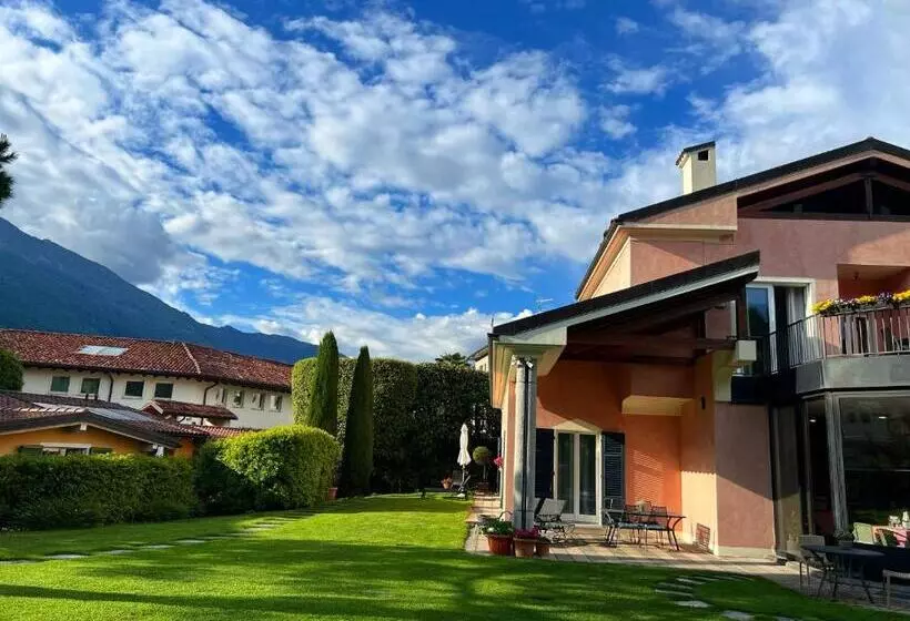 Villa Costantina With Heated Pool