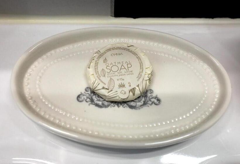 تختخواب و صبحانه Au Jeu De Paume