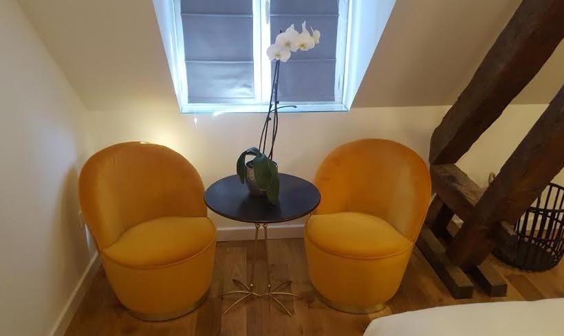 تختخواب و صبحانه Au Jeu De Paume