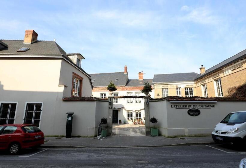 تختخواب و صبحانه Au Jeu De Paume