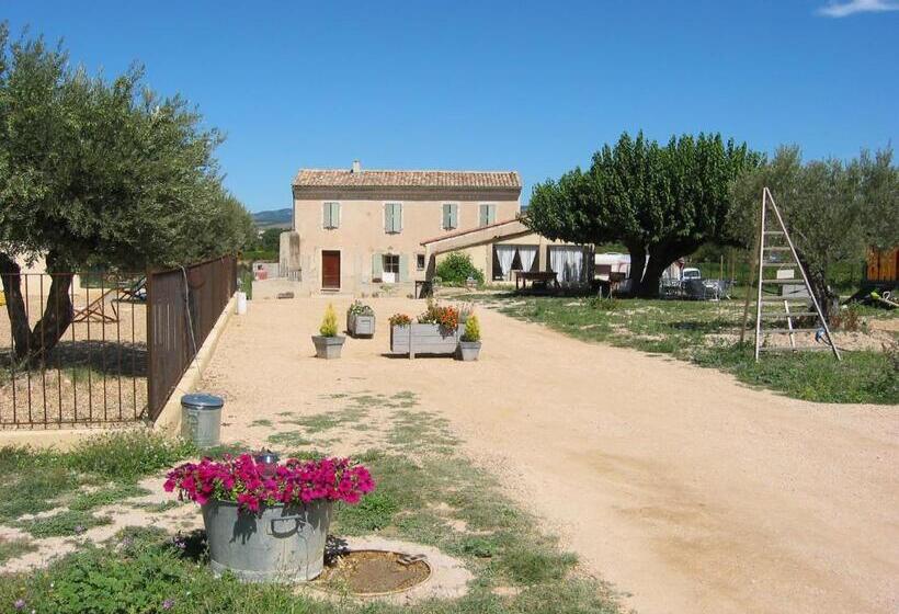 هتل La Grange De Campaulise   Camping à La Ferme   Hébergements   Mont Ventoux