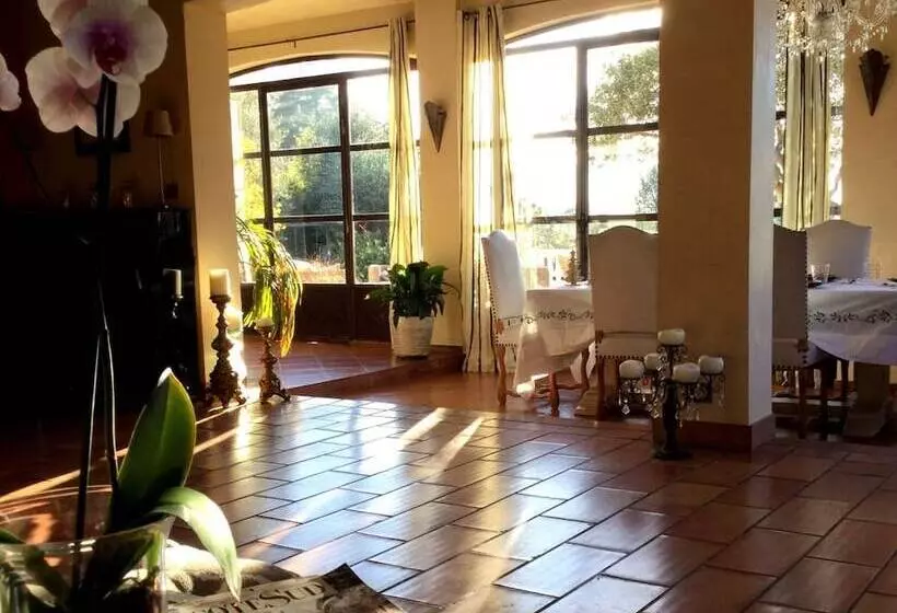 Majatalo Mas De Provence En Riviera