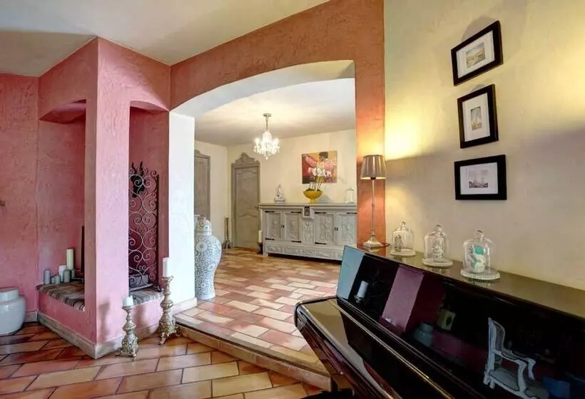 Majatalo Mas De Provence En Riviera