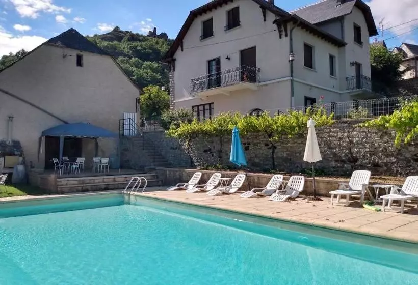پانسیون Chambres D'hôtes La Fontaine