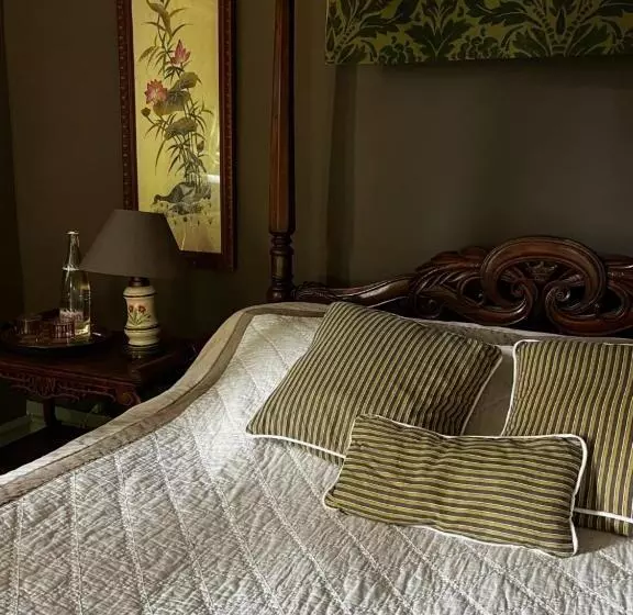 Majatalo Chateau De Martigny