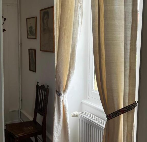 פנסיון Chateau De Martigny