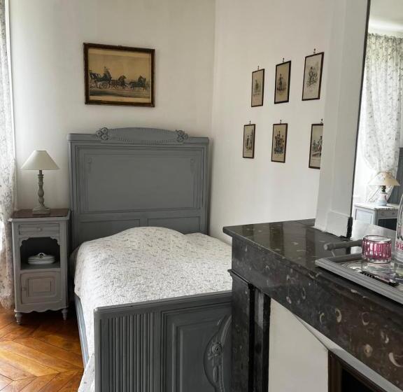 פנסיון Chateau De Martigny