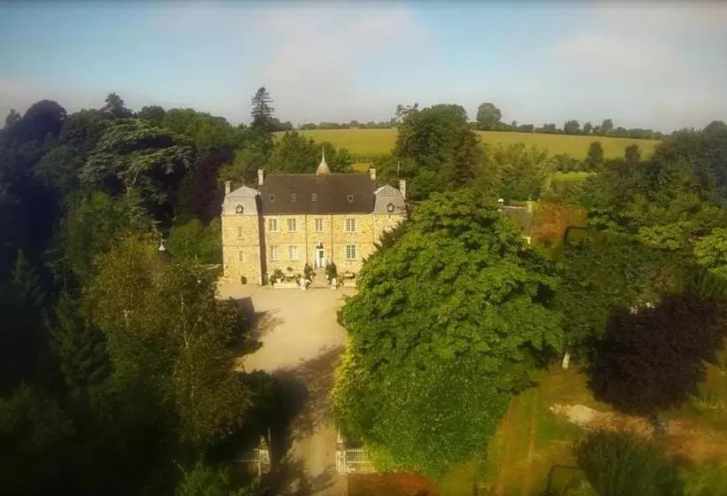 Majatalo Chateau Le Val