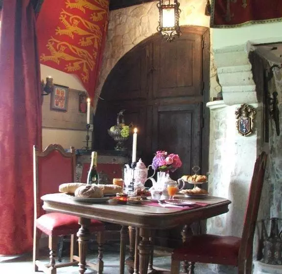 Majatalo Chateau Le Val