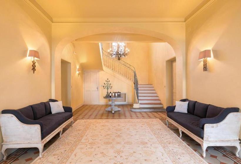 ペンション Château Des Demoiselles