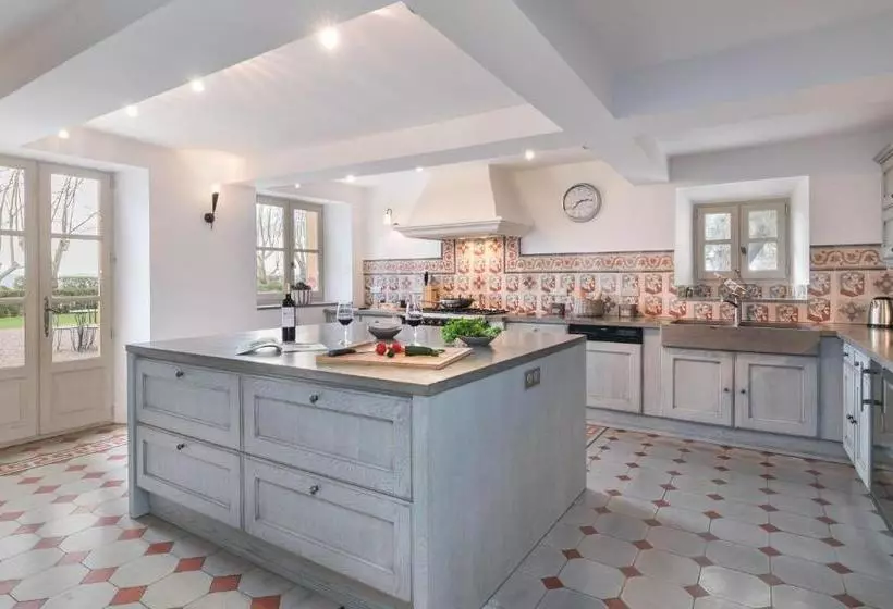 Majatalo Château Des Demoiselles