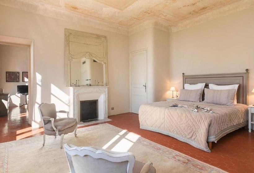 ペンション Château Des Demoiselles