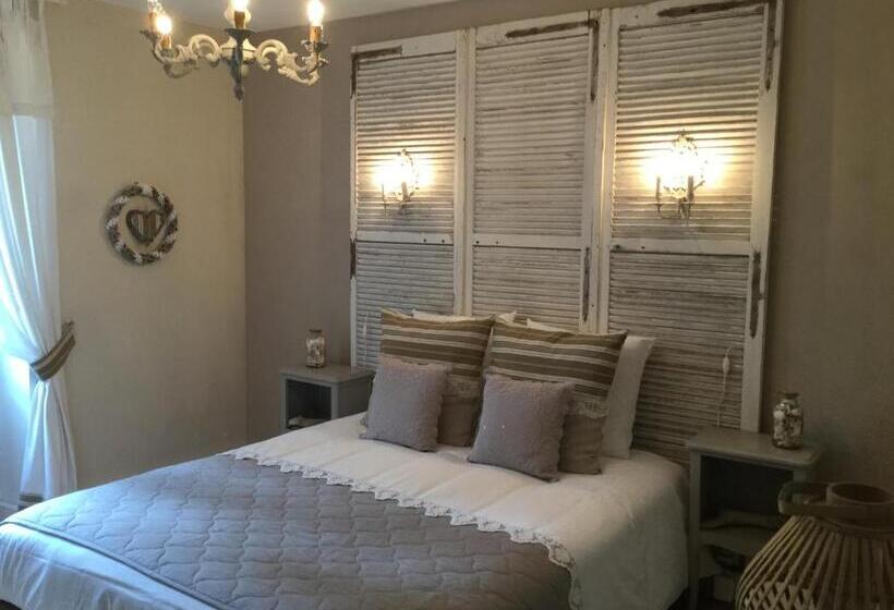 بنسيون L Orangerie De Camperos