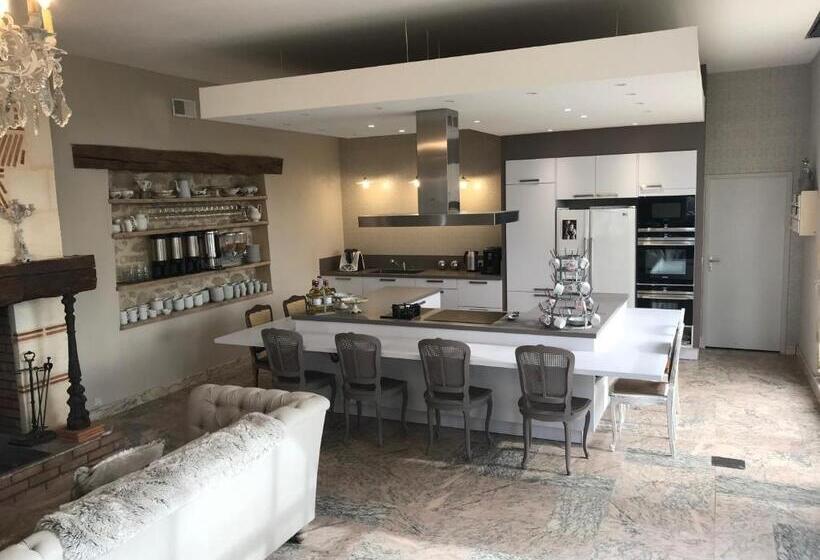 بنسيون L Orangerie De Camperos