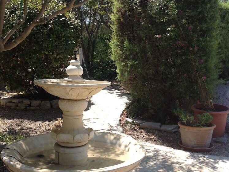 Пансион Le Patio Fleuri