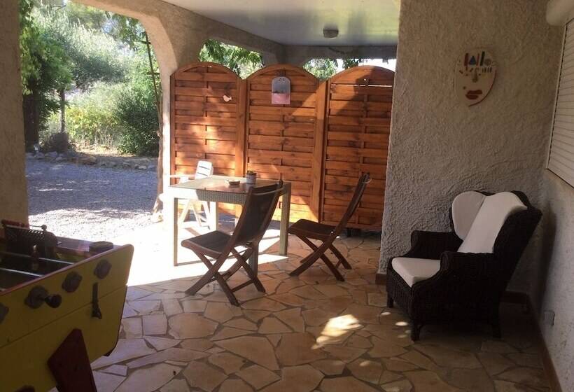 Пансион Le Patio Fleuri