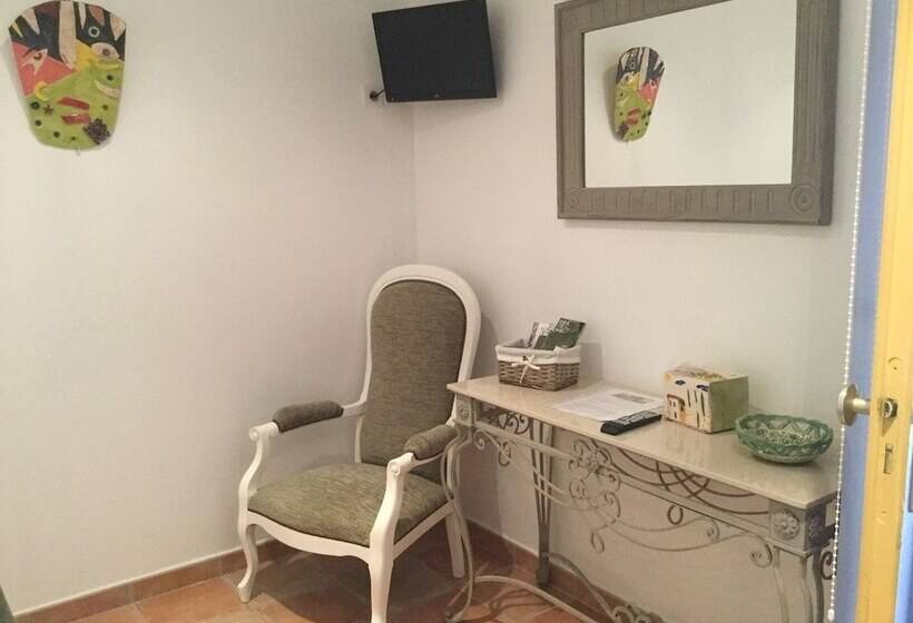 Пансион Le Patio Fleuri